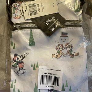 LOUNGEFLY Disney Winter Friends Crossbody Bag NEW